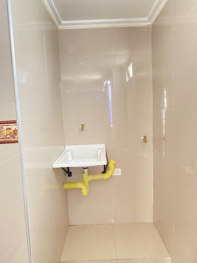 Apartahotel En Edificio Delfines