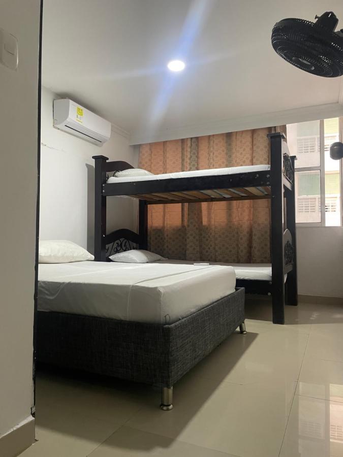 Apartahotel En Edificio Delfines