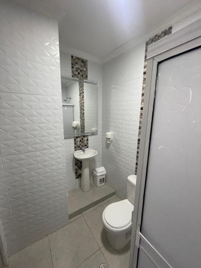 Apartahotel En Edificio Delfines