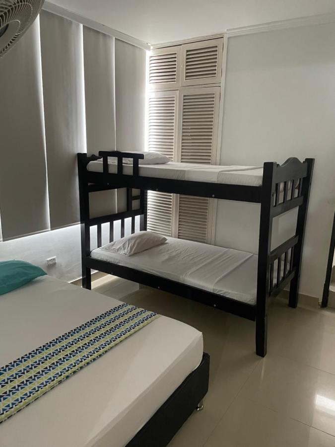 Apartahotel En Edificio Delfines
