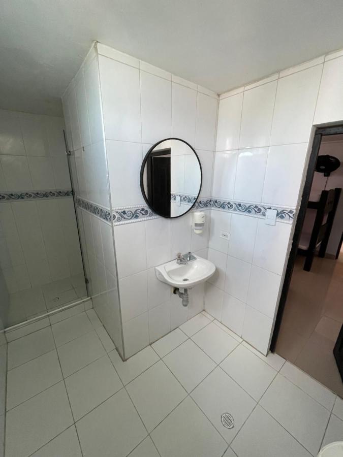 Apartahotel En Edificio Delfines Cartagena