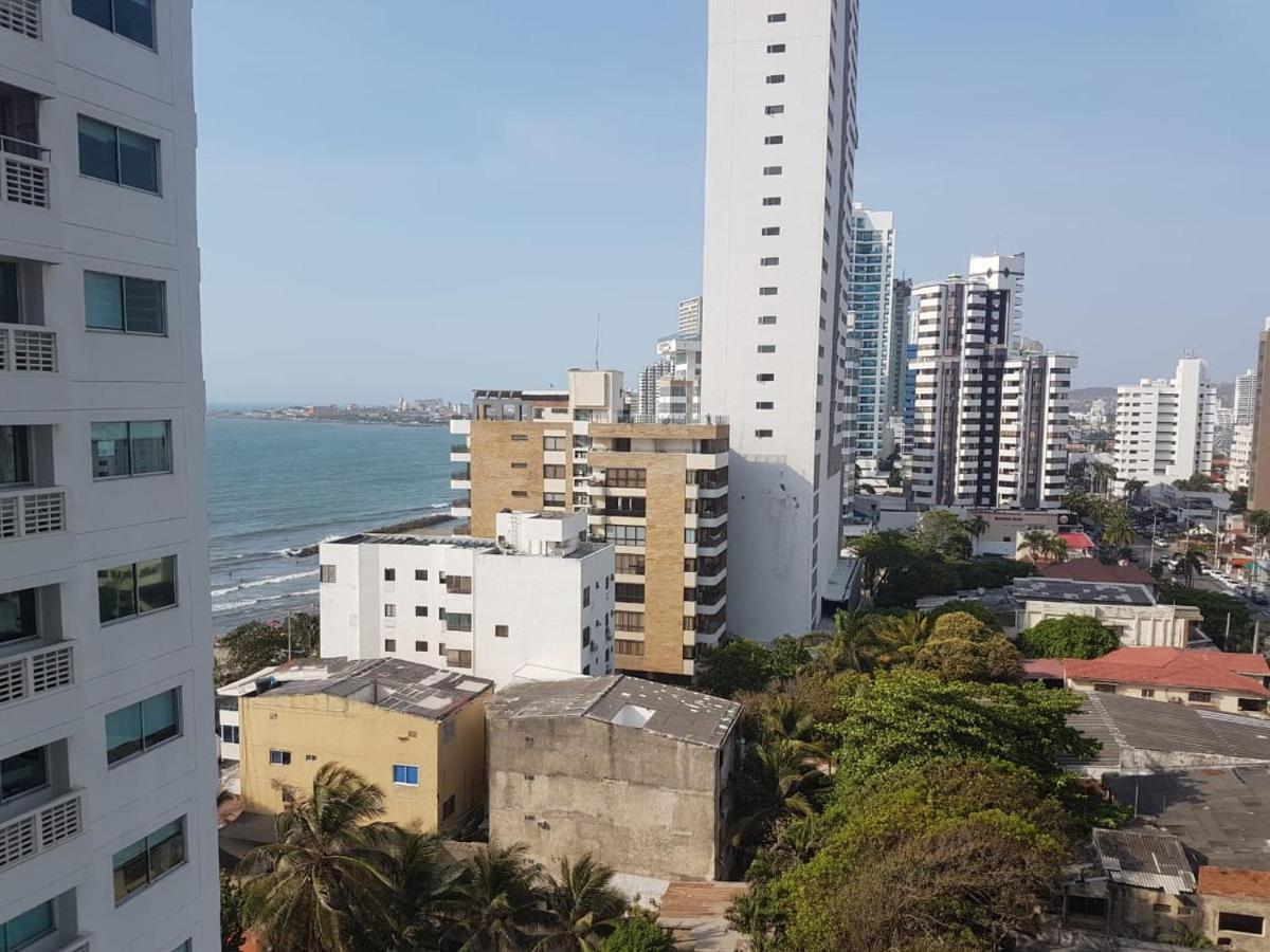 En Edificio Delfines Apartahotel